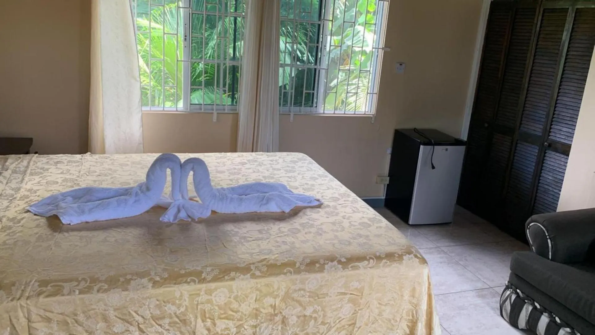 Chaudhry Second Floor Single Suite Montego Bay 4*,