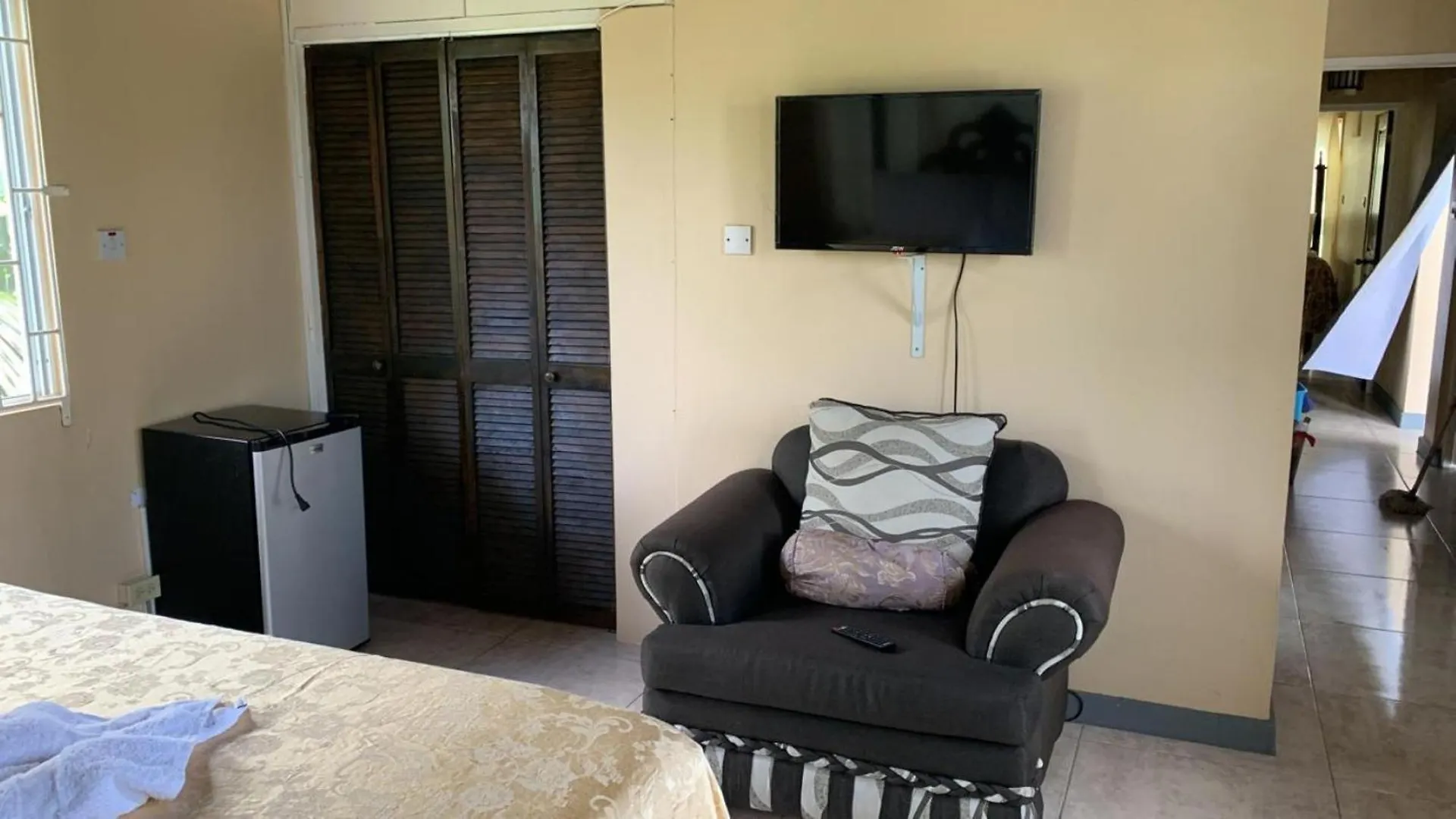 Chaudhry Second Floor Single Suite Montego Bay 4*,  Jamaica